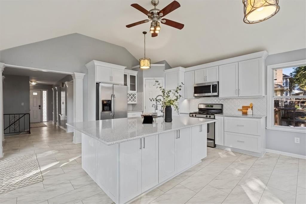 10013 Briar Drive — photo 9