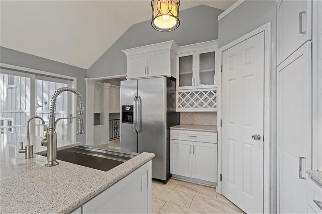 10013 Briar Drive — photo 12