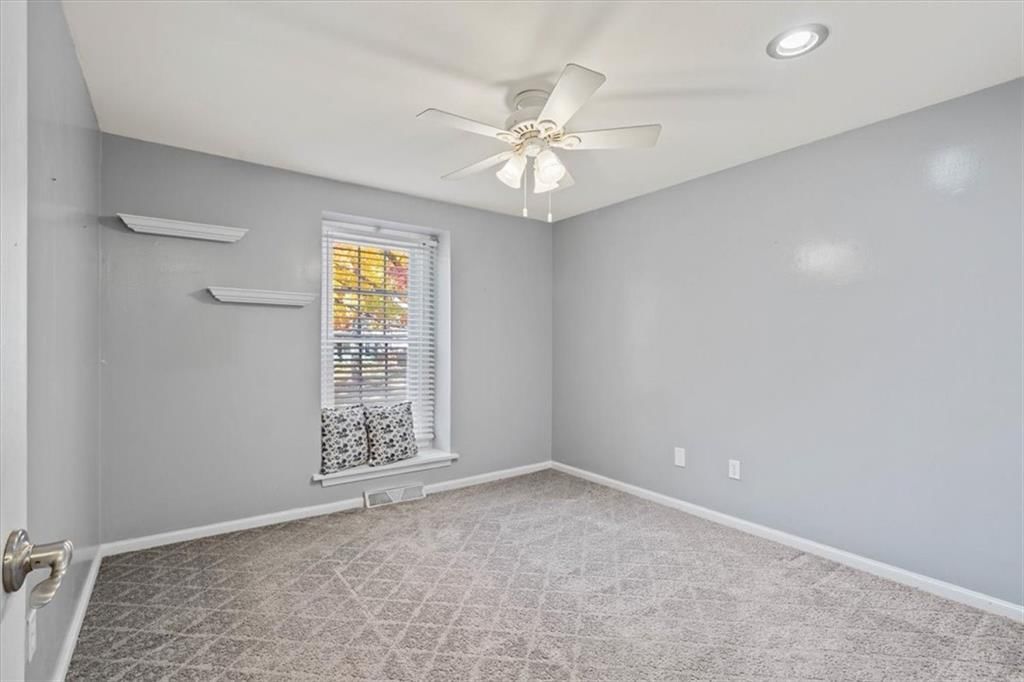 10013 Briar Drive — photo 18