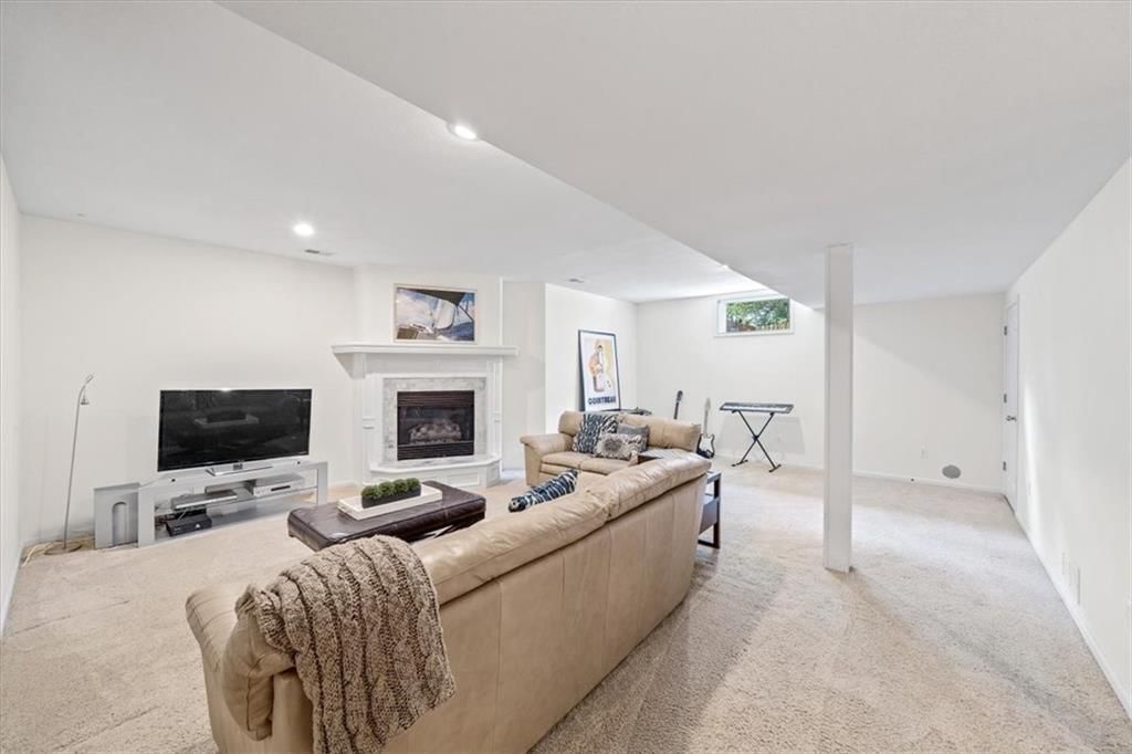 13119 Hadley Street — photo 32
