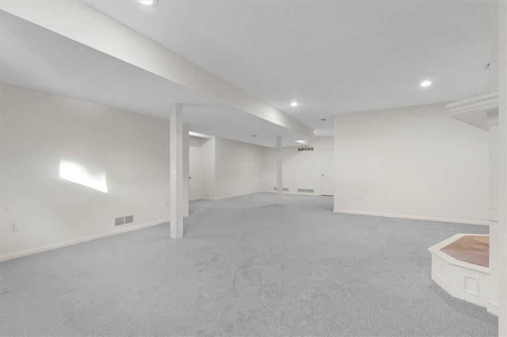 13119 Hadley Street — photo 36