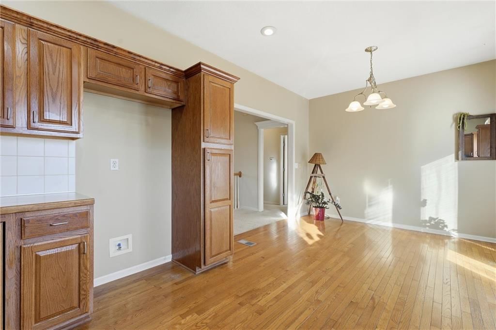 1305 N 159th Street — photo 11