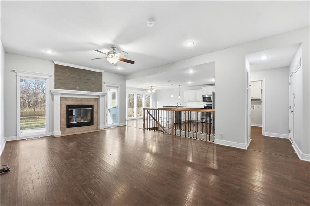 1614 NW Nicholas Drive — photo 6