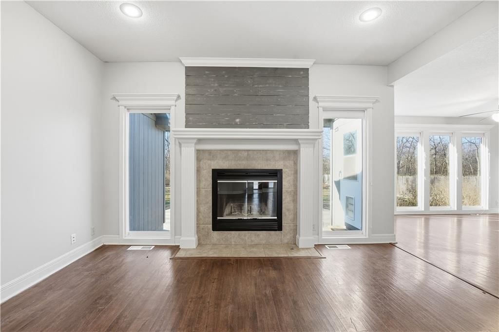 1614 NW Nicholas Drive — photo 7