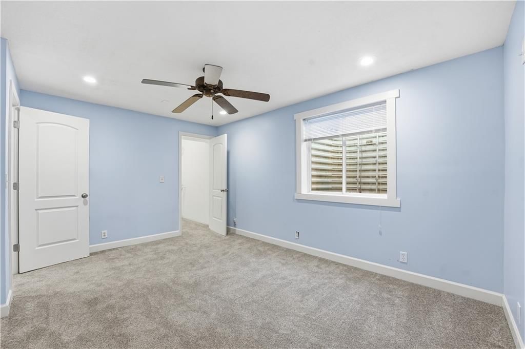 1614 NW Nicholas Drive — photo 19