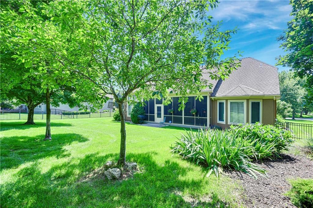 14944 Rosewood Street — photo 41