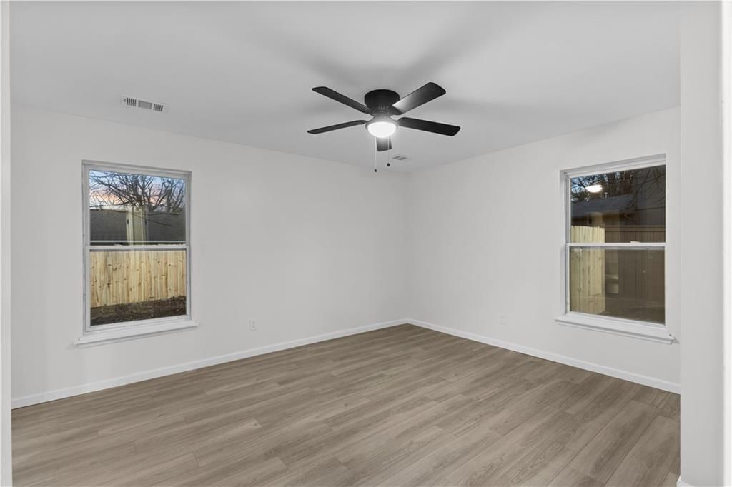210 N Roosevelt Street — photo 7