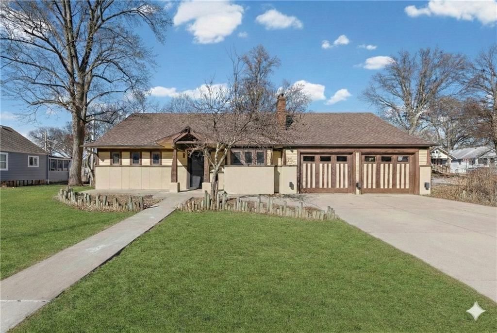 2700 W 48th Street, Westwood, KS