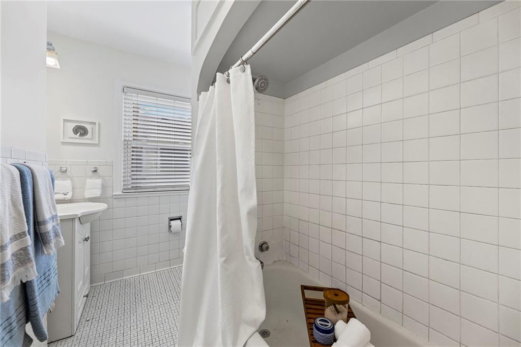 2700 W 48th Street — photo 16