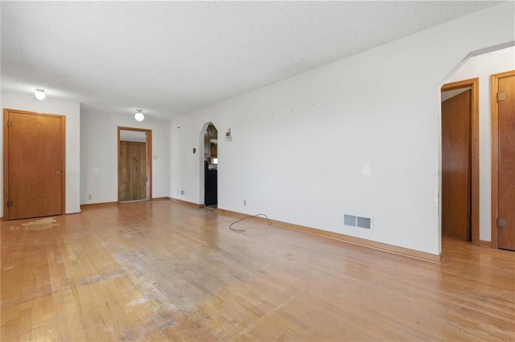 5125 N Brooklyn Avenue — photo 4