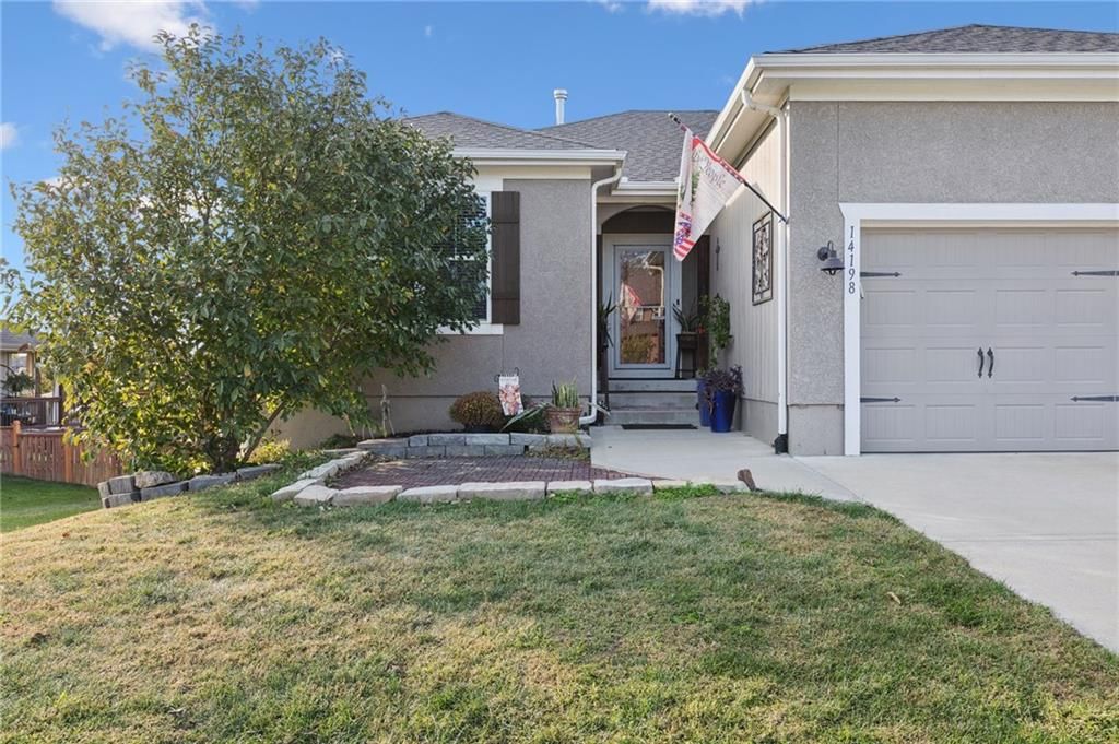 14198 S LANDON Street — photo 2
