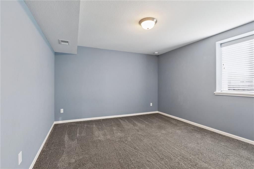 14198 S LANDON Street — photo 24