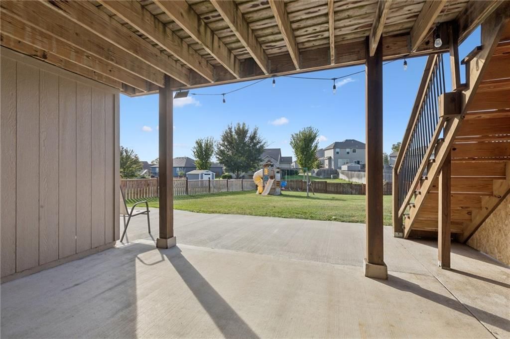 14198 S LANDON Street — photo 33