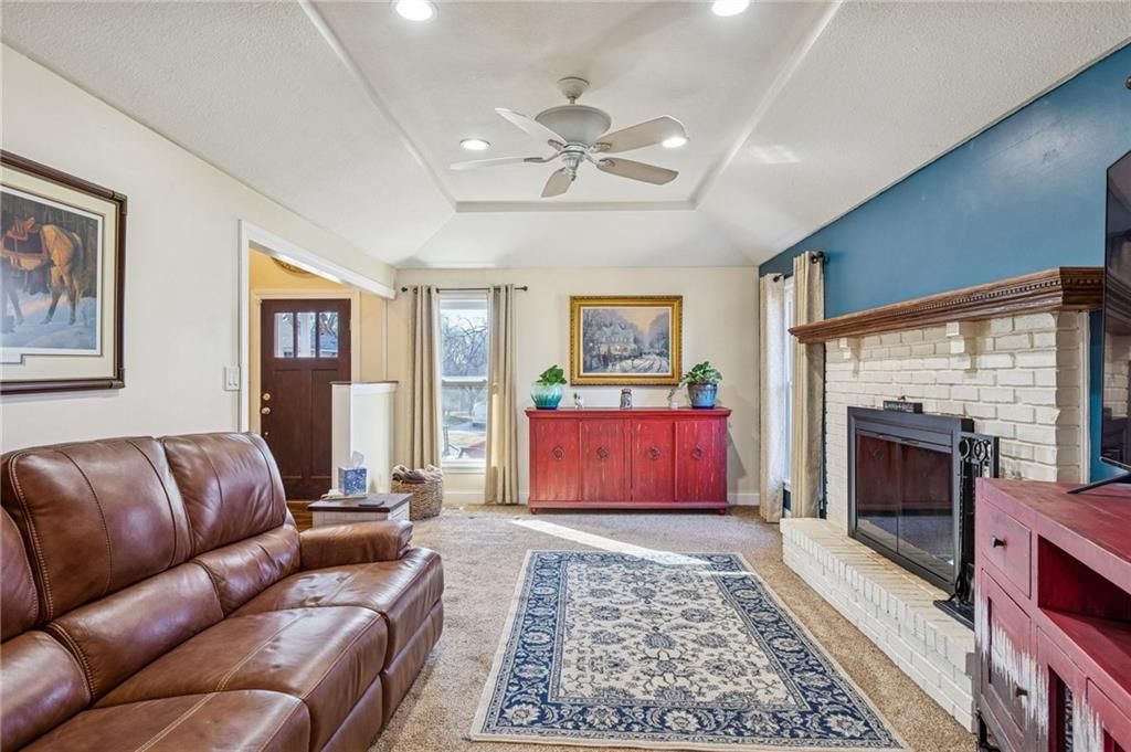 129 Crestview Court — photo 10