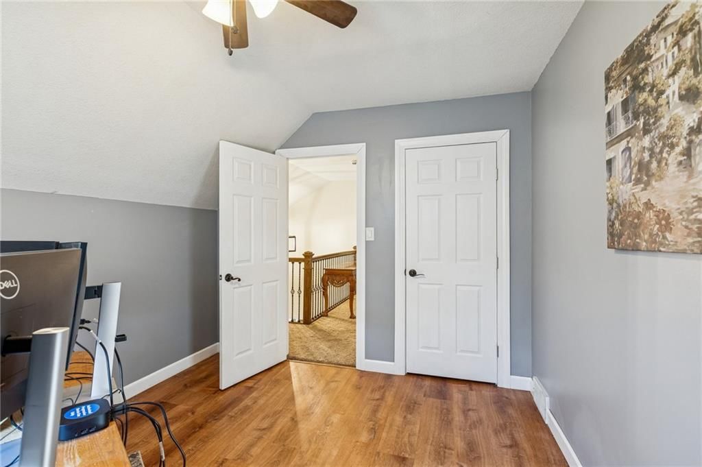 129 Crestview Court — photo 21