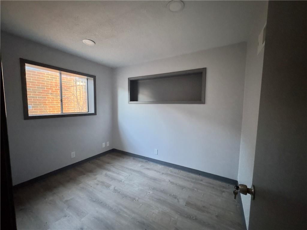 336 S 42nd Street — photo 38