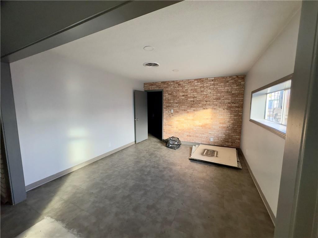 336 S 42nd Street — photo 41