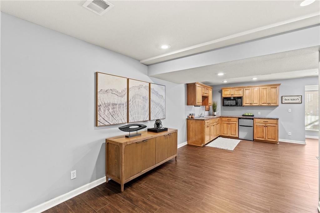 2605 SW 10th Court — photo 43