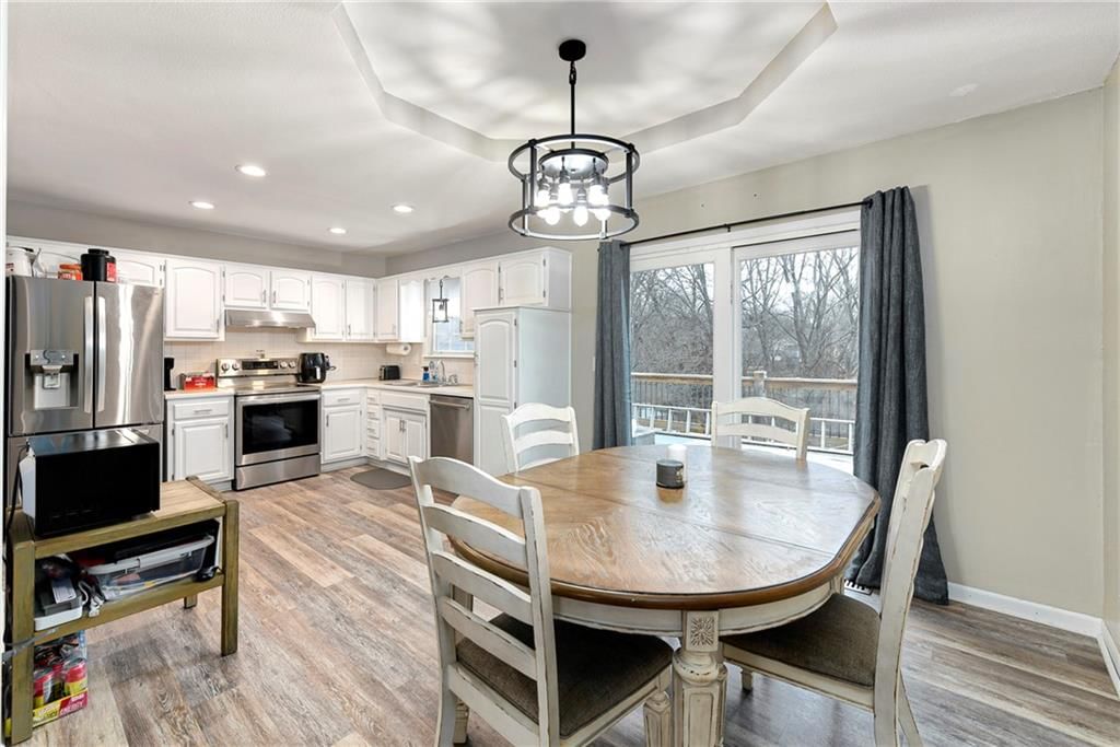 505 SE ONYX Drive — photo 9
