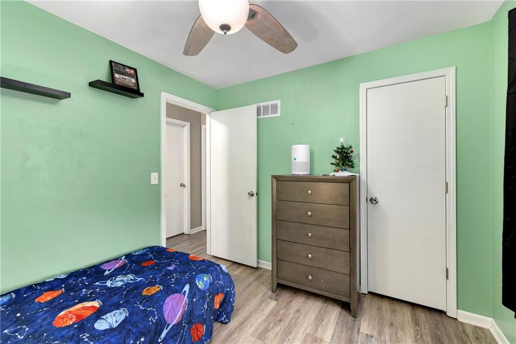 505 SE ONYX Drive — photo 15
