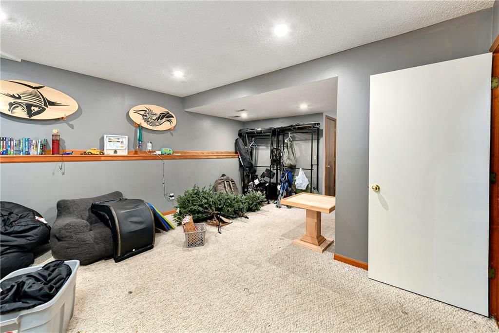 505 SE ONYX Drive — photo 23
