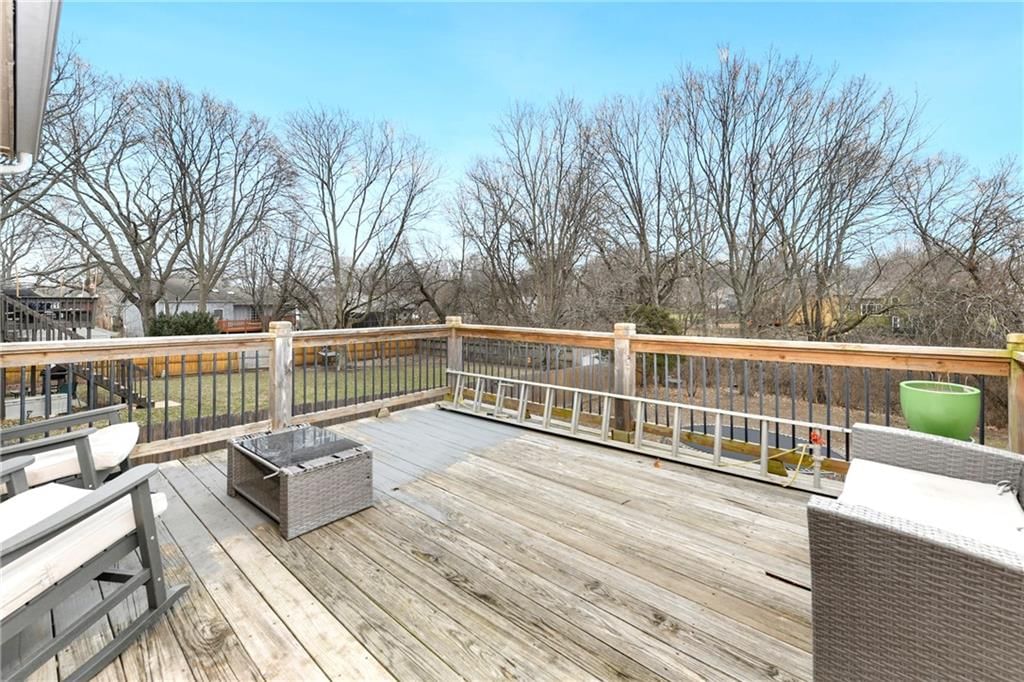 505 SE ONYX Drive — photo 29