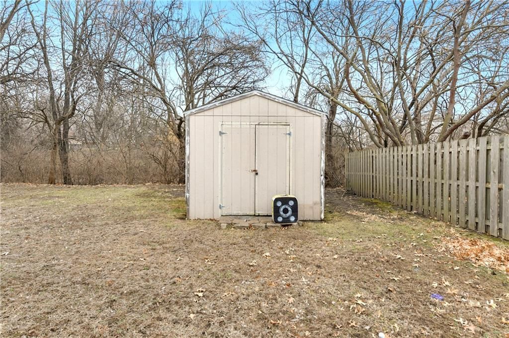 505 SE ONYX Drive — photo 31