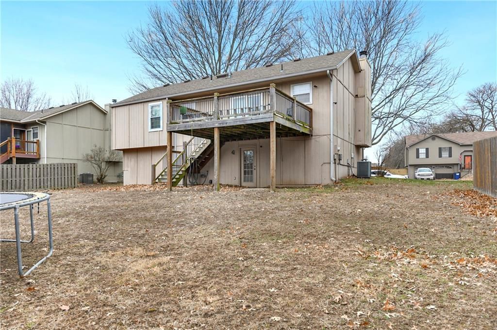 505 SE ONYX Drive — photo 34