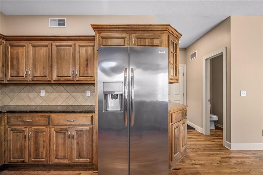 16115 S Bradley Drive — photo 24