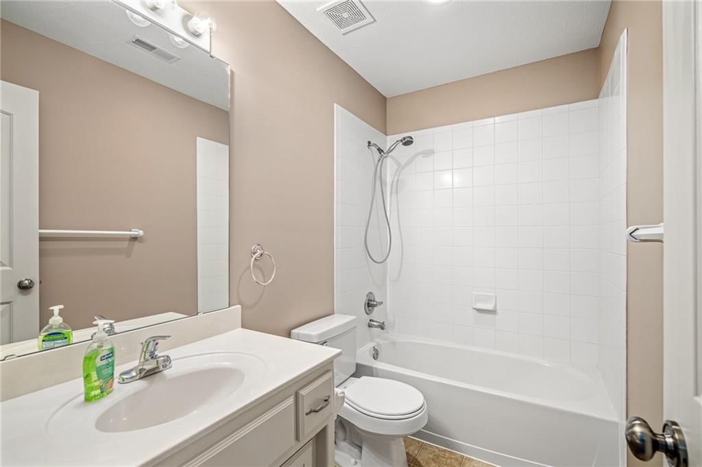 16115 S Bradley Drive — photo 41