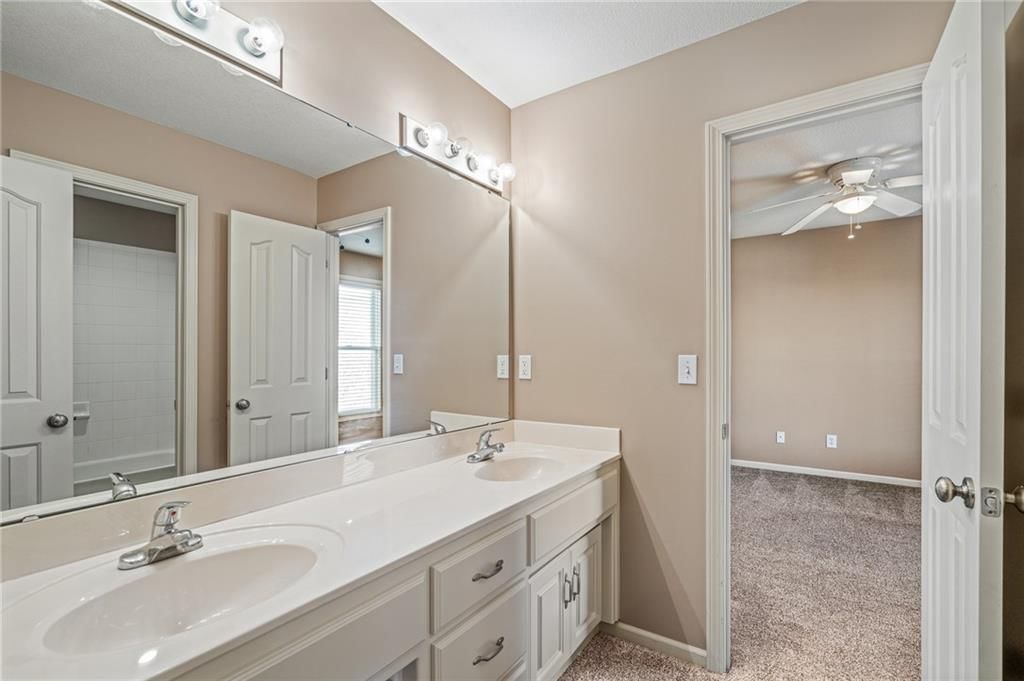 16115 S Bradley Drive — photo 44