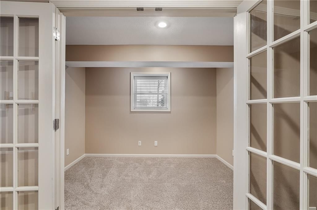 16115 S Bradley Drive — photo 52