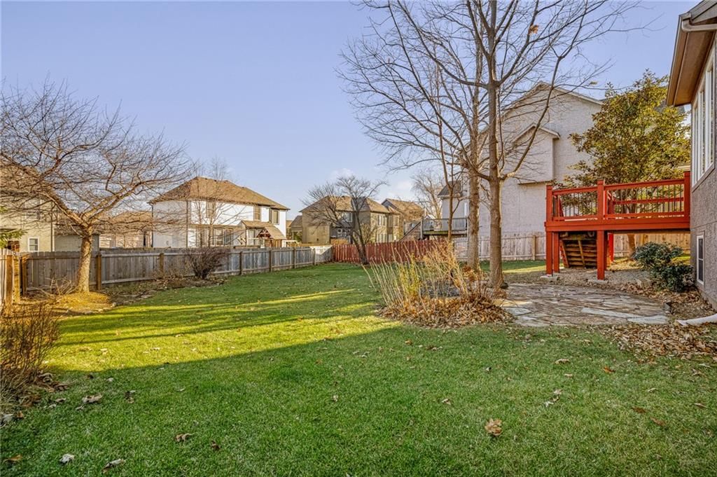 16115 S Bradley Drive — photo 59
