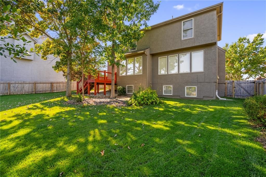 16115 S Bradley Drive — photo 86