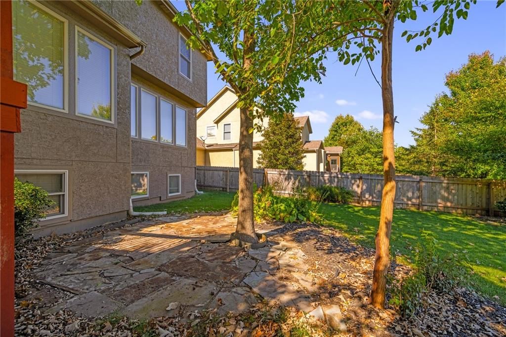 16115 S Bradley Drive — photo 89
