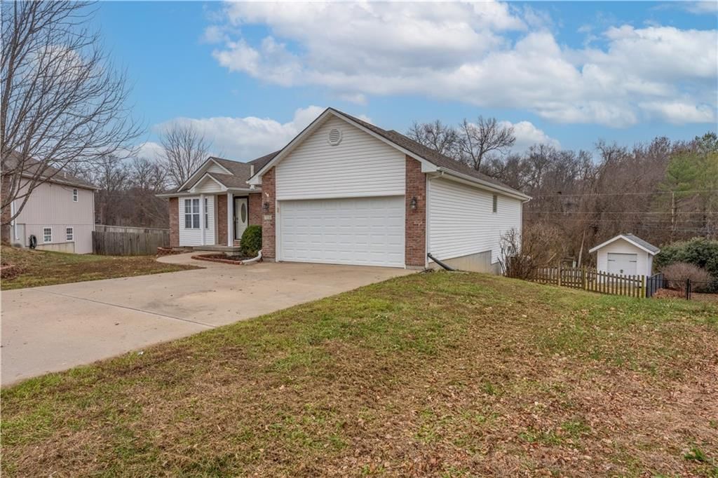 708 Burlington Road — photo 4
