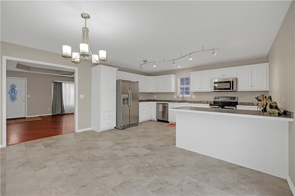 708 Burlington Road — photo 12