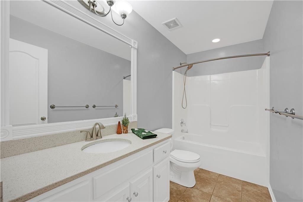 708 Burlington Road — photo 34