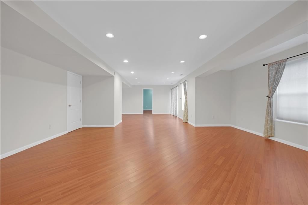 708 Burlington Road — photo 36