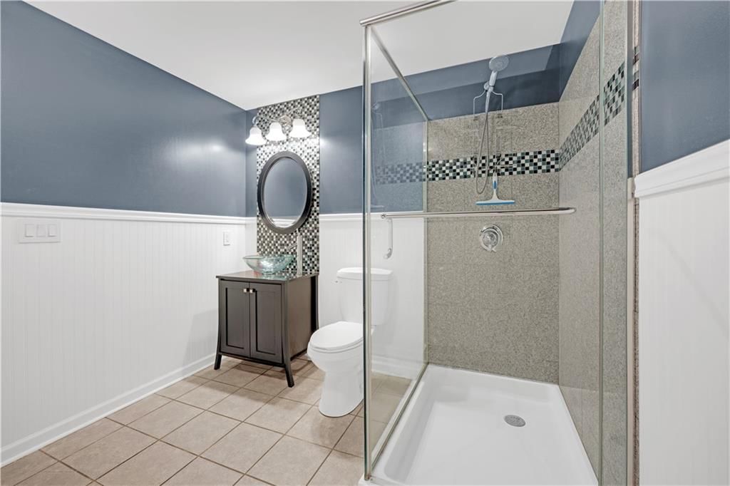 708 Burlington Road — photo 45