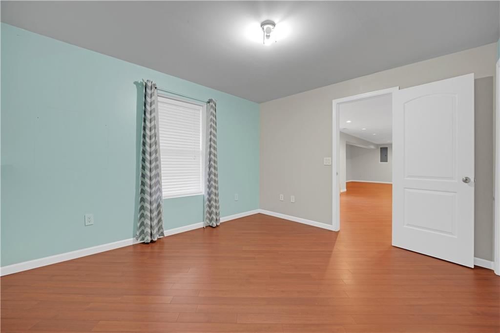 708 Burlington Road — photo 48