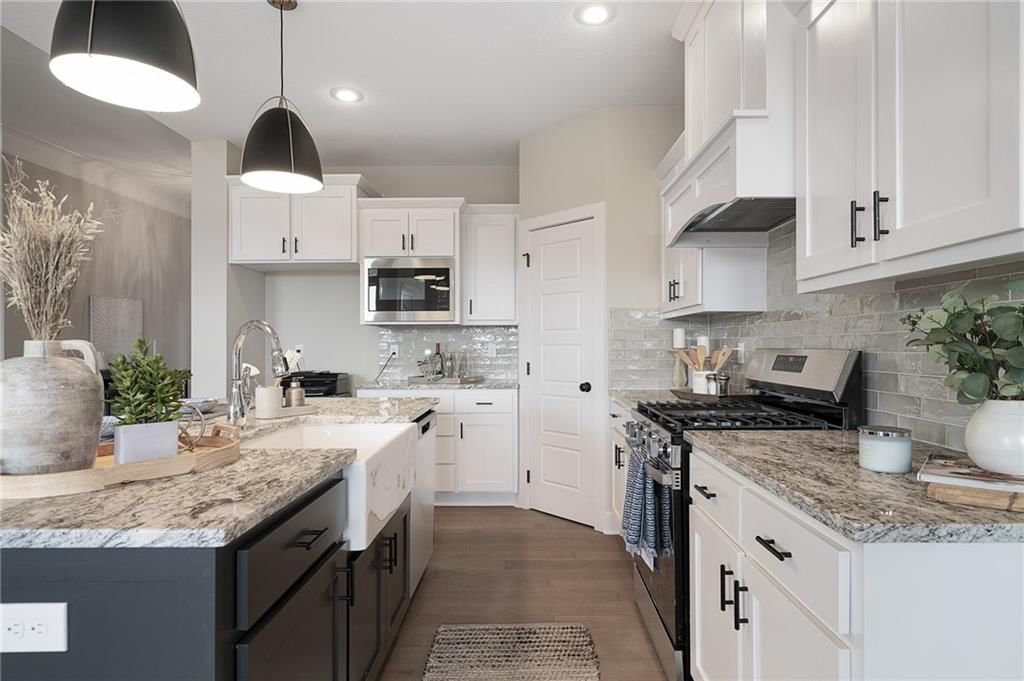 19521 W 114th Terrace — photo 15