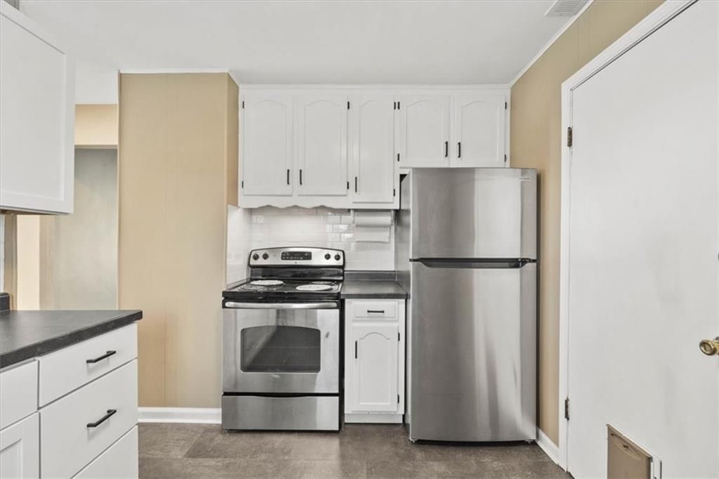 2319 S Cedar Avenue — photo 10