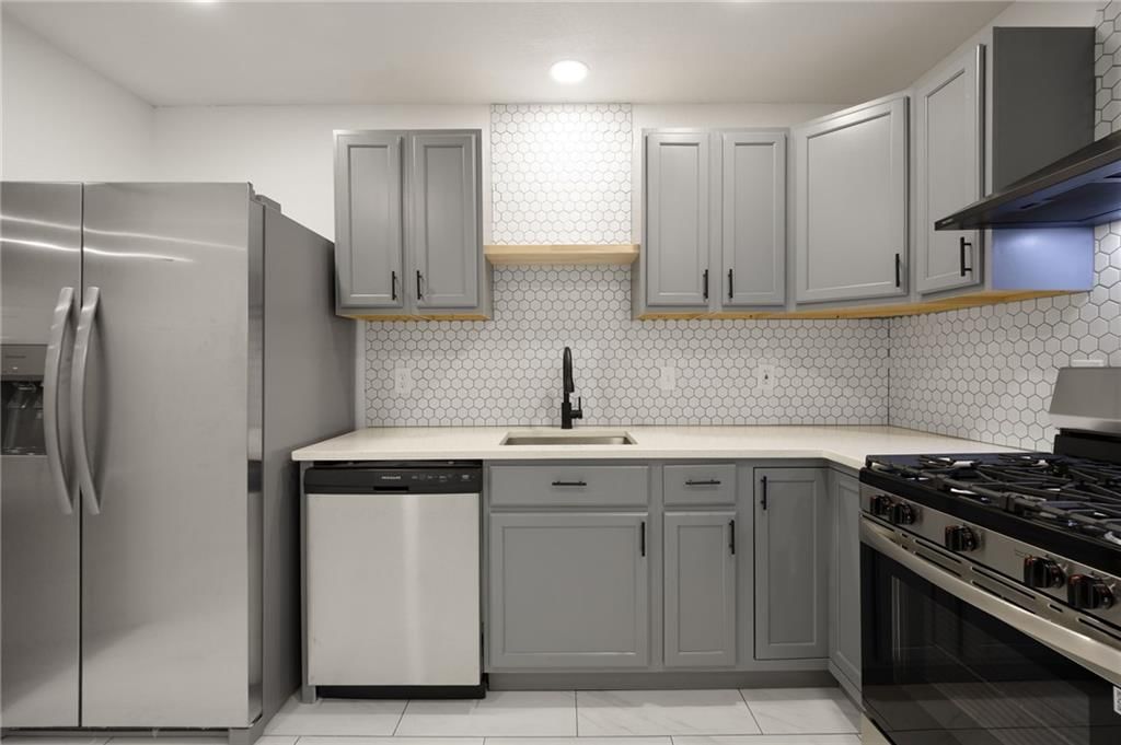 7700 E 48th Terrace — photo 11