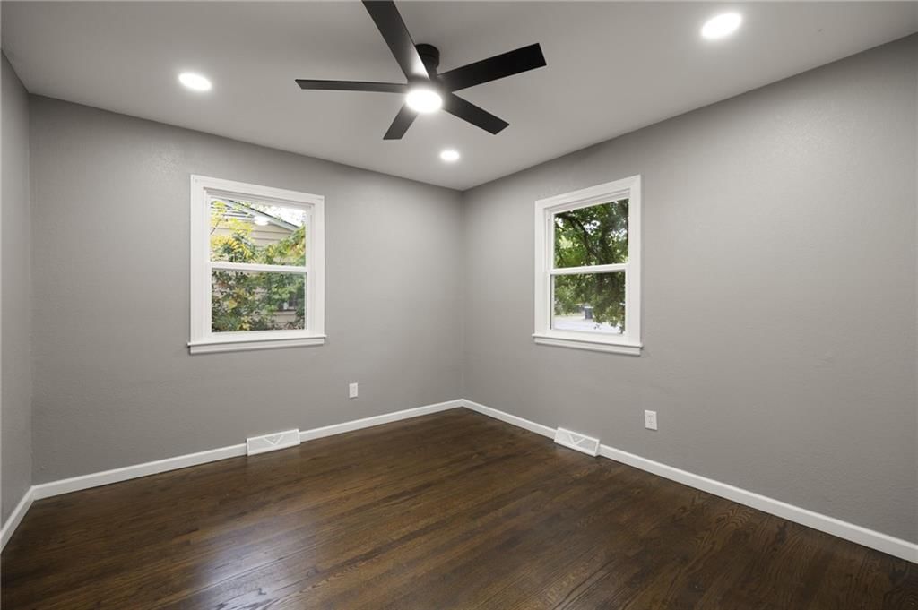 7700 E 48th Terrace — photo 15