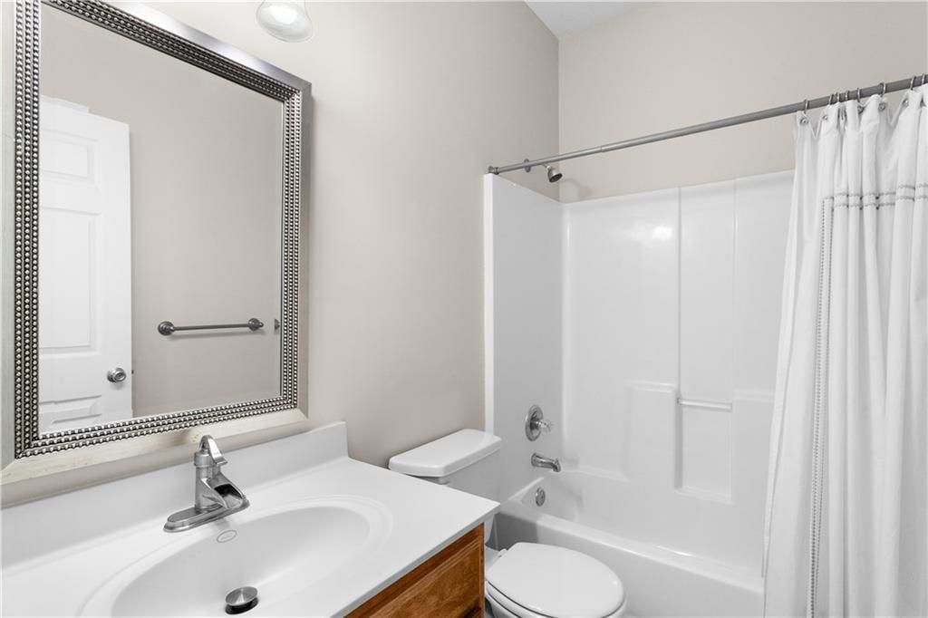 1813 NE Aegean Court — photo 26