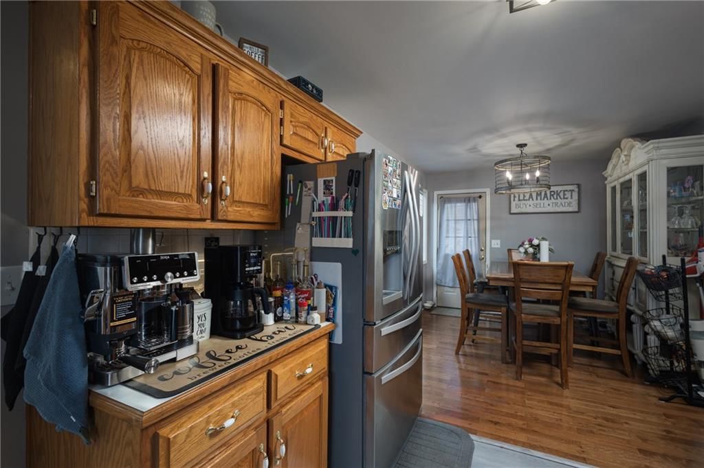 704 Oakwood Street — photo 13