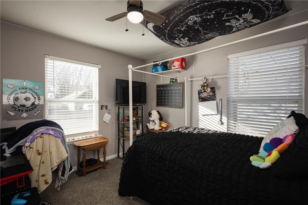 704 Oakwood Street — photo 19