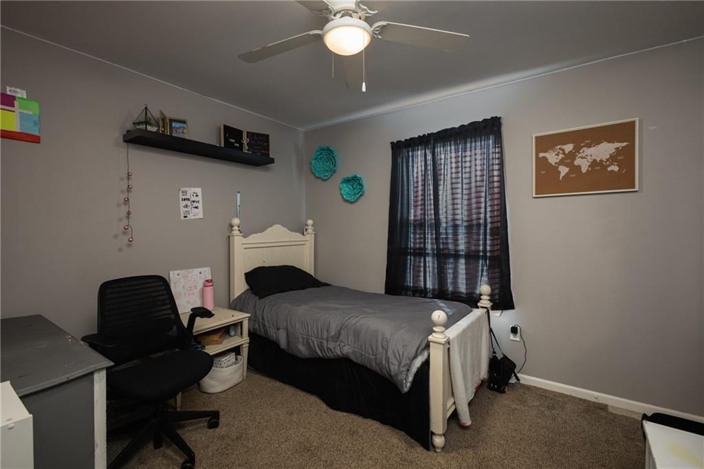 704 Oakwood Street — photo 20