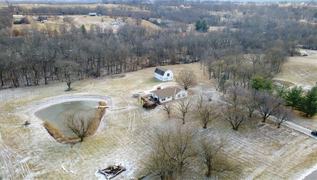 18123 Crestview Circle — photo 4